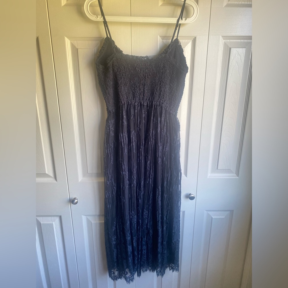 NEW Aritzia Black Tuberose Lace tiered Midi Dress Size XS - Picture 9 of 12